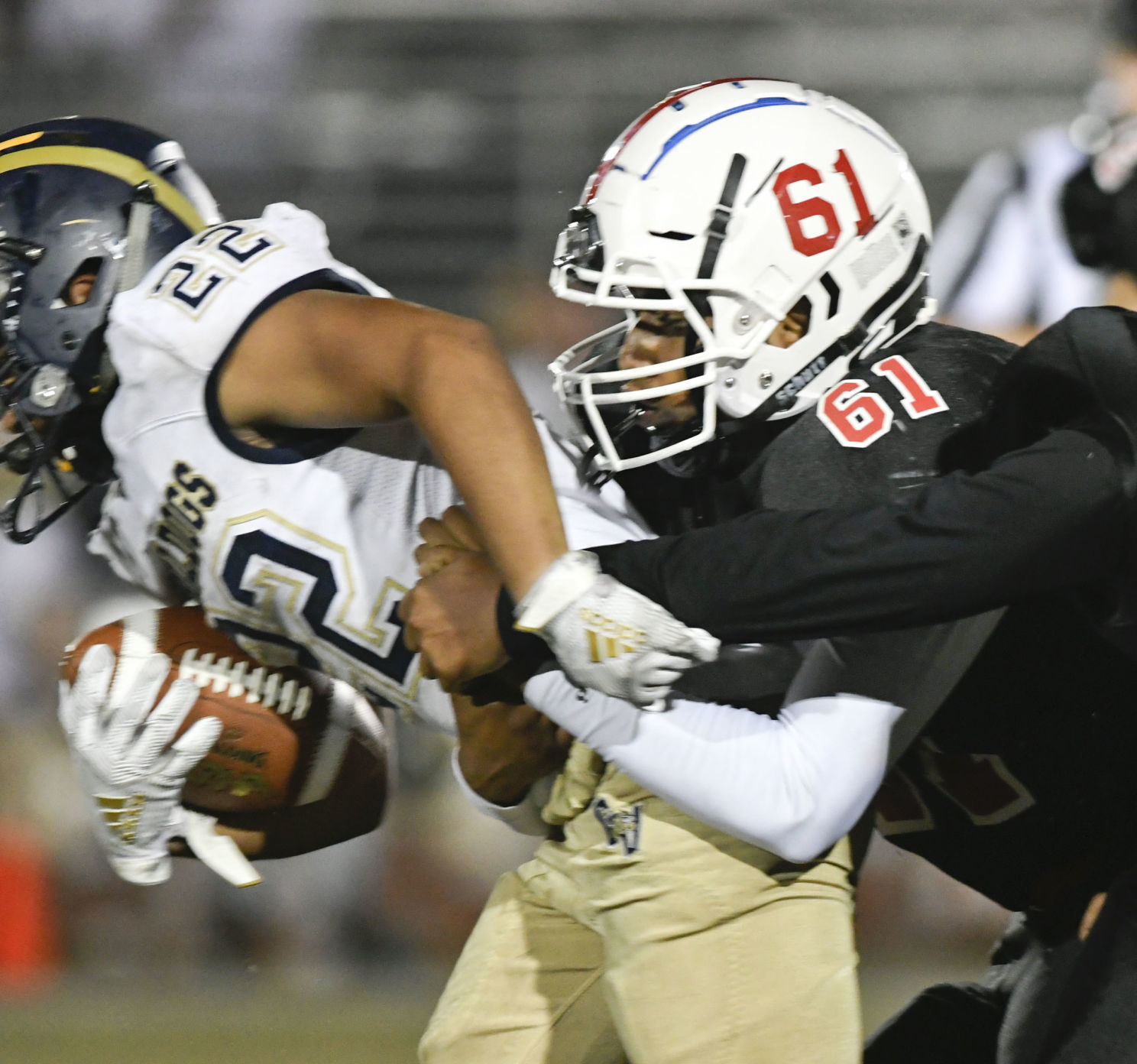 091319 GV SM football 10.jpg